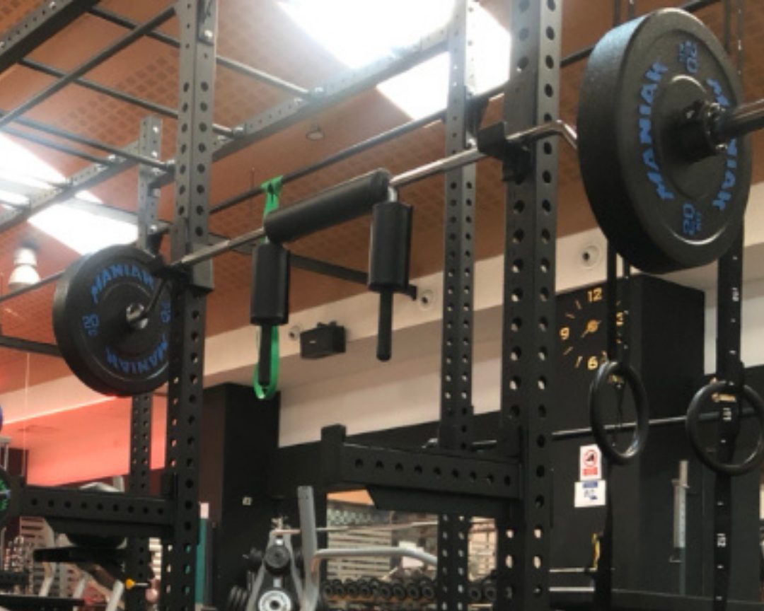 Rack de peso libre en Exclusive Health & Fitness